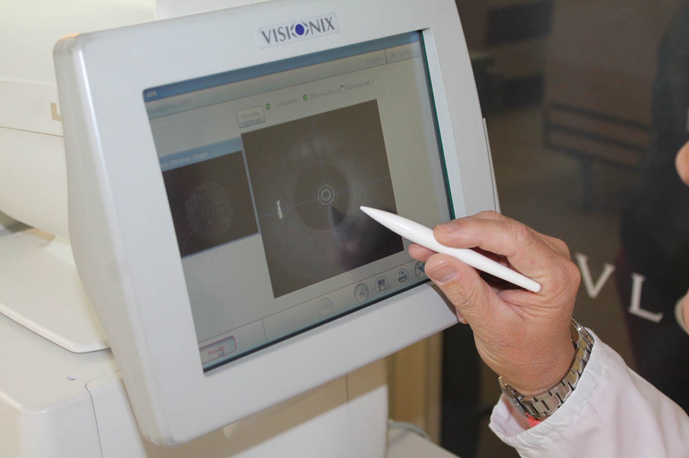 Strumentazione digitale per l'analisi visiva in ottica a Bari